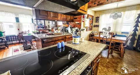 Kitchen - 546 Godfroy, Monroe, MI 48161 photo 3 of 3