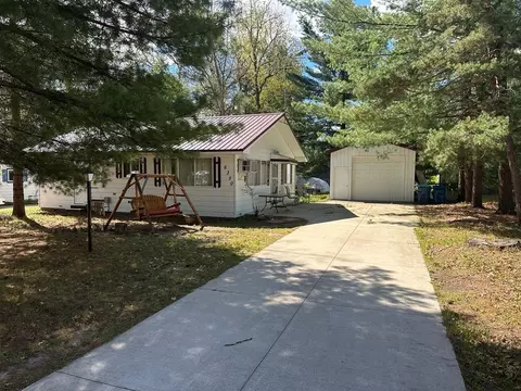 6350 Robin, Harrison, MI 48625
