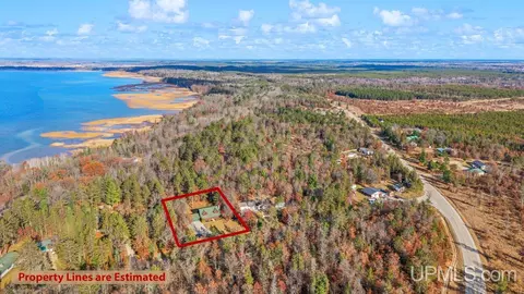 8228 23rd, Rapid River, MI 49878 photo 9