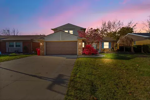 47057 Susan, Macomb, MI 48044