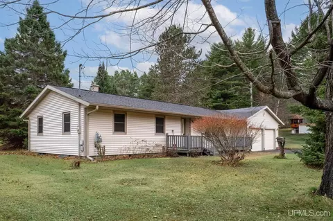 1120 Ortman, Marquette, MI 49855