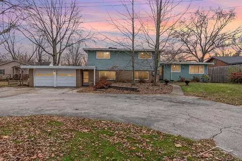 3296 Hidden, Bay City, MI 48706