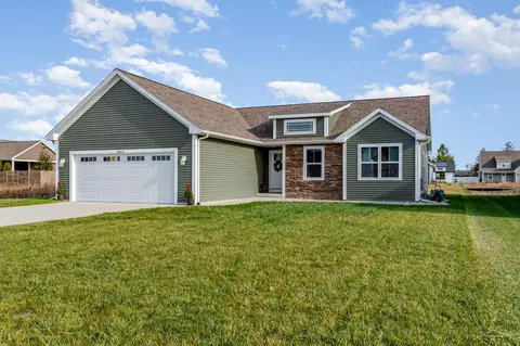 5860 Cotton Top, Freeland, MI 48623