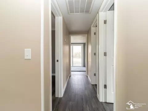 Entry Way - 155 Virginia, Carleton, MI 48117 photo 3 of 3