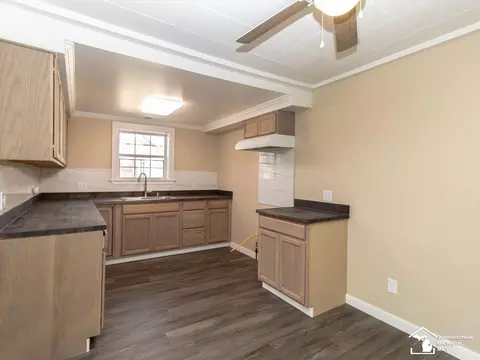 Kitchen - 155 Virginia, Carleton, MI 48117 photo 2 of 5