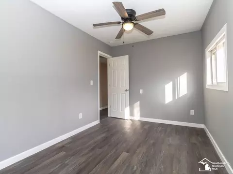 Bedroom - 155 Virginia, Carleton, MI 48117 photo 2 of 4