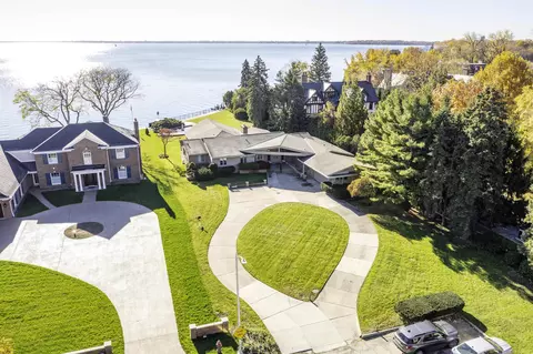 View/Area - 801 Park, Grosse Pointe Park, MI 48230 photo 3 of 24