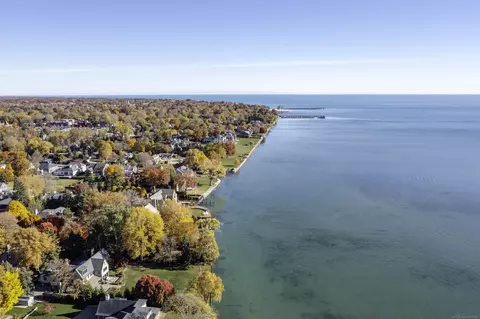 View/Area - 801 Park, Grosse Pointe Park, MI 48230 photo 6 of 24