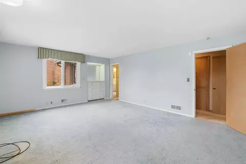 Bedroom - 801 Park, Grosse Pointe Park, MI 48230 photo 3 of 6