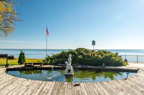 View/Area - 801 Park, Grosse Pointe Park, MI 48230 photo 10 of 24