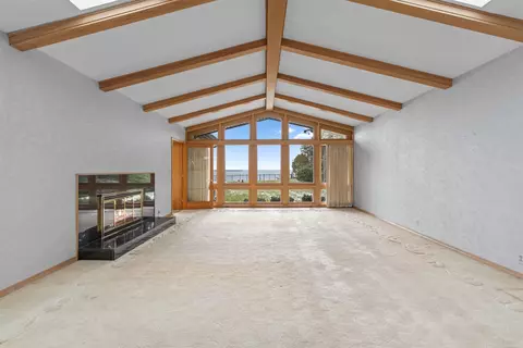 Living - 801 Park, Grosse Pointe Park, MI 48230 photo 3 of 9
