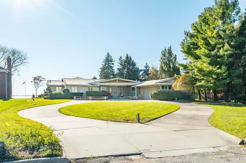 Exterior - 801 Park, Grosse Pointe Park, MI 48230 photo 1 of 12