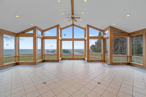 Living - 801 Park, Grosse Pointe Park, MI 48230 photo 6 of 9