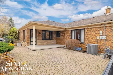 809 Fairford, Grosse Pointe Woods, MI 48236 photo 45