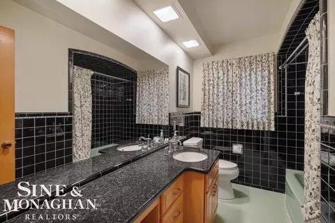 809 Fairford, Grosse Pointe Woods, MI 48236 photo 28