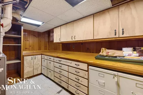809 Fairford, Grosse Pointe Woods, MI 48236 photo 40