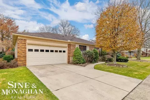 809 Fairford, Grosse Pointe Woods, MI 48236 photo 52