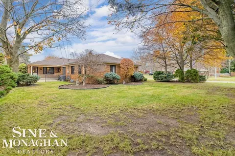809 Fairford, Grosse Pointe Woods, MI 48236 photo 46