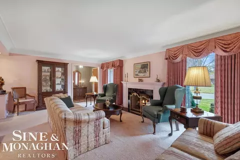 809 Fairford, Grosse Pointe Woods, MI 48236 photo 7