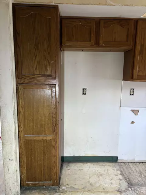 2525 Begole, Flint, MI 48504 photo 5