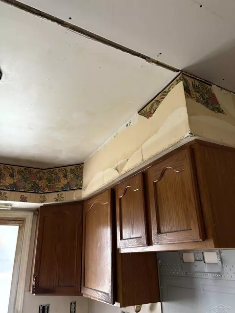 2525 Begole, Flint, MI 48504 photo 4