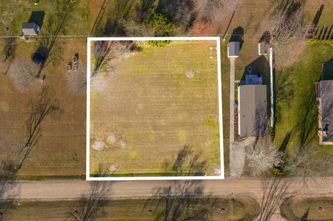 000 Sunset, Lexington, MI 48450