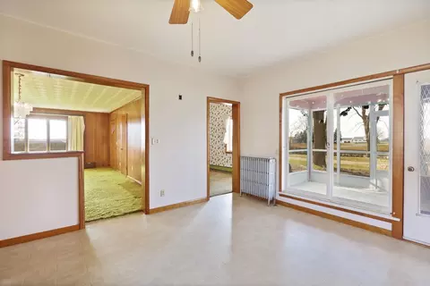 Living - 12895 E Curtis, Frankenmuth, MI 48734 photo 8 of 9