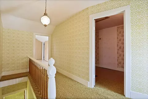 Entry Way - 12895 E Curtis, Frankenmuth, MI 48734 photo 2 of 4