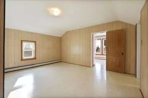Bedroom - 12895 E Curtis, Frankenmuth, MI 48734 photo 6 of 10