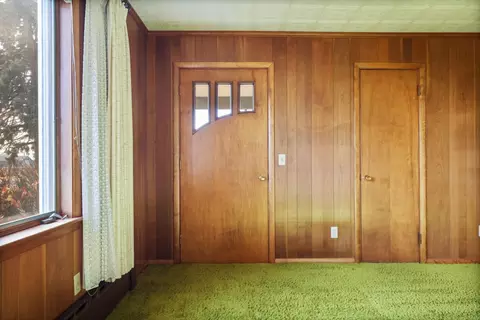 Living - 12895 E Curtis, Frankenmuth, MI 48734 photo 1 of 9