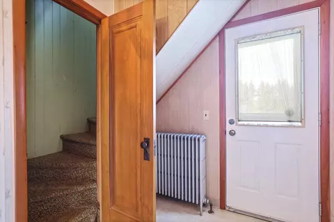 Entry Way - 12895 E Curtis, Frankenmuth, MI 48734 photo 3 of 4