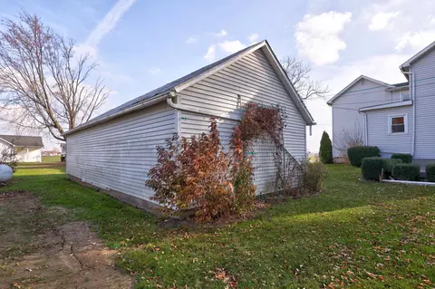 Exterior - 12895 E Curtis, Frankenmuth, MI 48734 photo 11 of 17