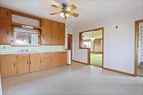Kitchen - 12895 E Curtis, Frankenmuth, MI 48734 photo 4 of 4