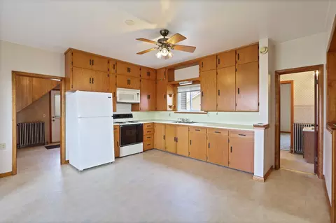 Kitchen - 12895 E Curtis, Frankenmuth, MI 48734 photo 1 of 4