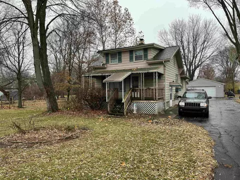 52511 Washington, New Baltimore, MI 48047
