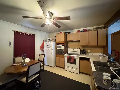Kitchen - 36086 County Road 581, Ishpeming, MI 49849 photo 2 of 2