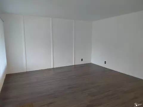 Living - 6849 Cornell St, Taylor, MI 48180 photo 3 of 3