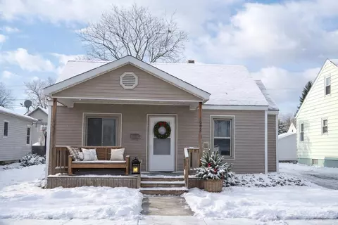 1608 Wilson, Bay City, MI 48708
