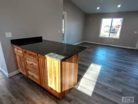 Living - 805 W Deer, Gladwin, MI 48624 photo 2 of 3