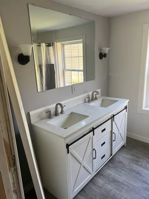 Bath - 3055 W Birch Run, Burt, MI 48417 photo 1 of 5