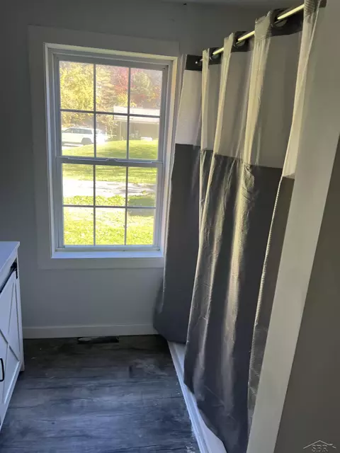 Bath - 3055 W Birch Run, Burt, MI 48417 photo 2 of 5