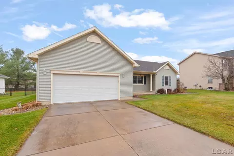 1404 Wind Dancer, Tecumseh, MI 49286 photo 3