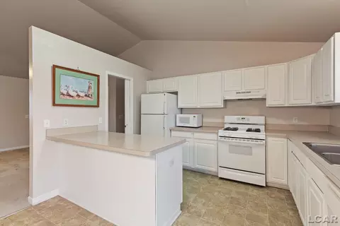 1404 Wind Dancer, Tecumseh, MI 49286 photo 11