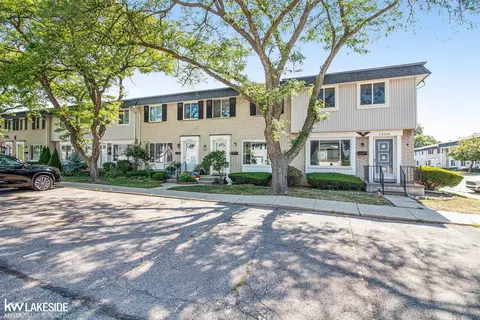 28306 Universal, Warren, MI 48092