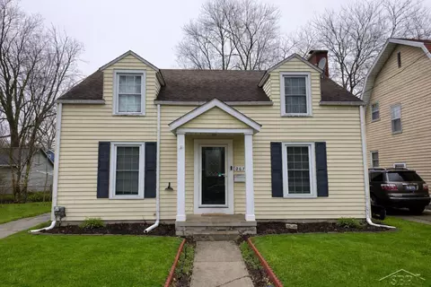 267 Lockwood, Saginaw, MI 48602