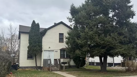 40 Ahrens, Mount Clemens, MI 48043