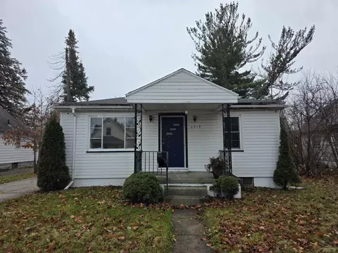 1719 Marquette, Saginaw, MI 48602