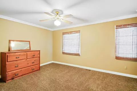 Bedroom - 16349 Haverhill, Macomb, MI 48044 photo 7 of 8