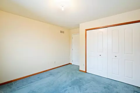 Bedroom - 16349 Haverhill, Macomb, MI 48044 photo 4 of 8