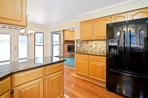 Kitchen - 16349 Haverhill, Macomb, MI 48044 photo 1 of 3